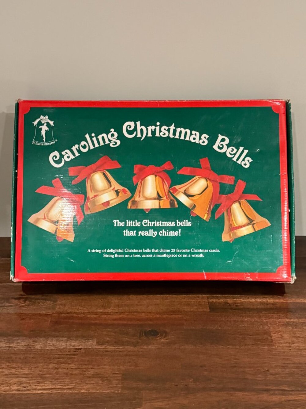 Vintage Ye Merrie Minstrel Caroling Christmas Bells Plays 25 Carols Original Box